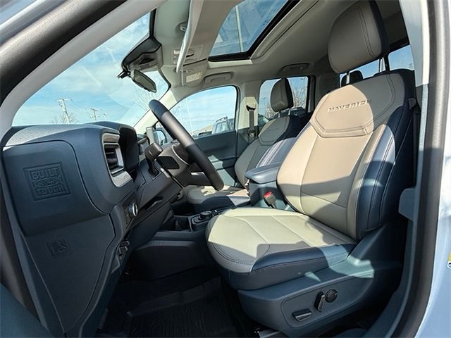 2025 Ford Maverick LARIAT AWD photo