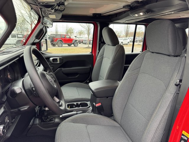 2025 Jeep Wrangler Sport 4Dr 4WD photo