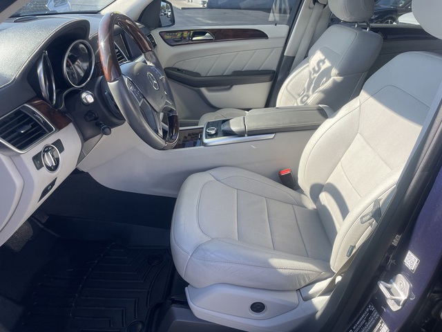 2016 Mercedes-Benz GL-Class GL450 4MATIC photo