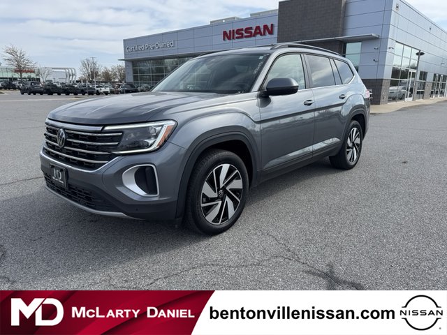 2024 Volkswagen Atlas 2.0T SE w/Tech RWD photo