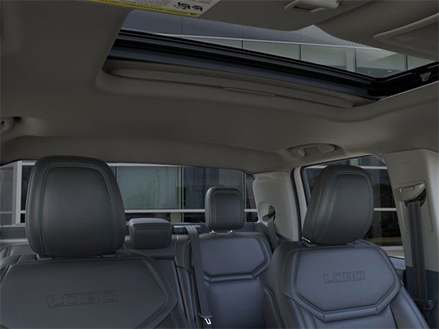 2025 Ford Maverick Lobo Std AWD photo