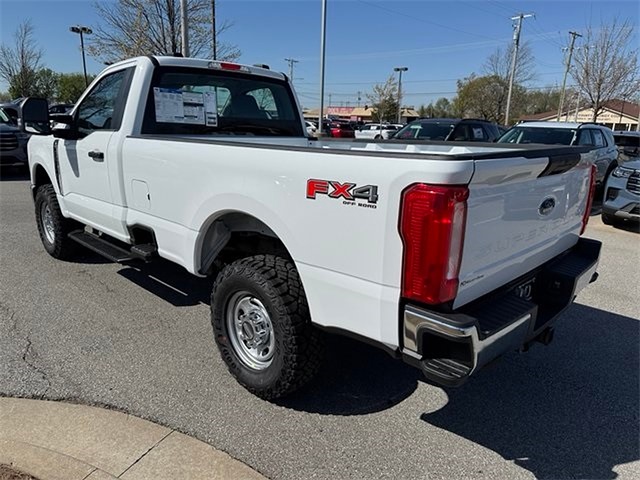 2025 Ford F-250 XL 4WD photo