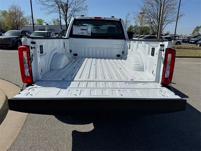 2025 Ford F-250 XL 4WD photo