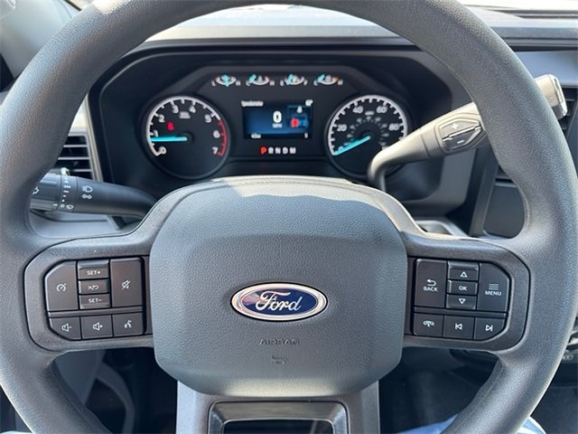 2025 Ford F-250 XL 4WD photo