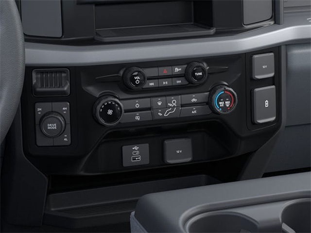 2025 Ford F-250 XL 4WD photo