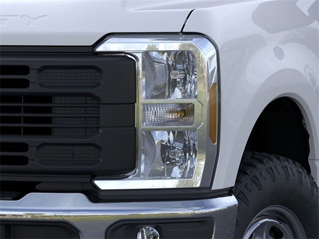 2025 Ford F-250 XL 4WD photo