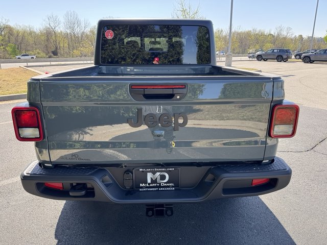 2025 Jeep Gladiator Nighthawk 4WD photo