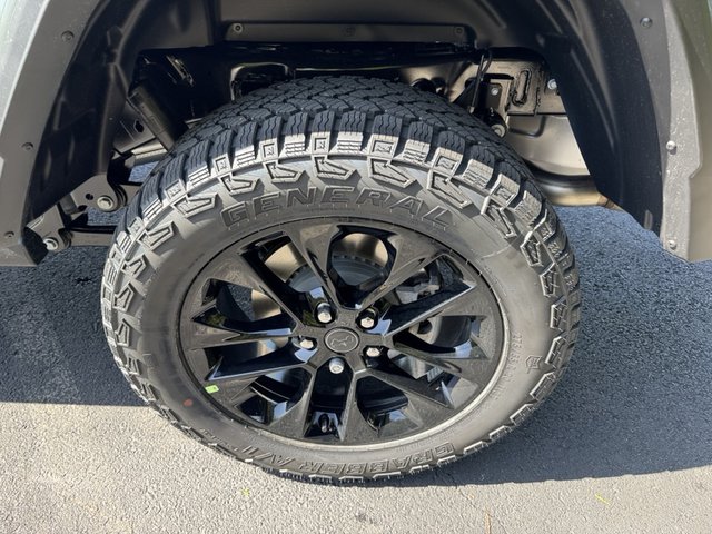 2025 Jeep Gladiator Nighthawk 4WD photo