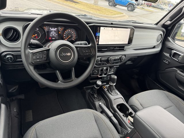2025 Jeep Gladiator Nighthawk 4WD photo