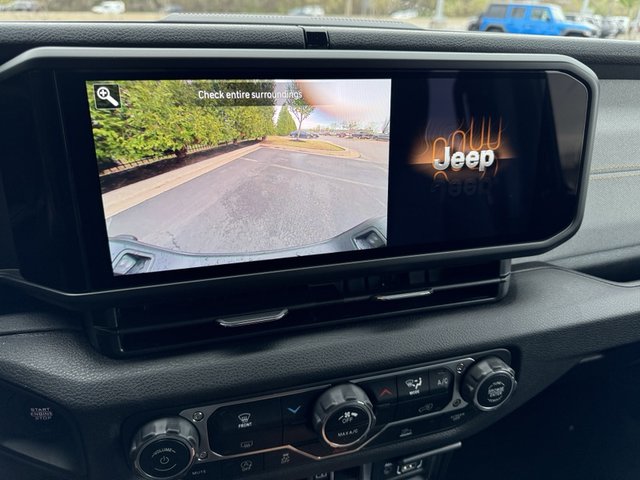 2025 Jeep Gladiator Nighthawk 4WD photo