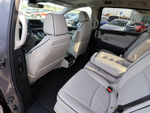 2025 Honda Odyssey Touring photo