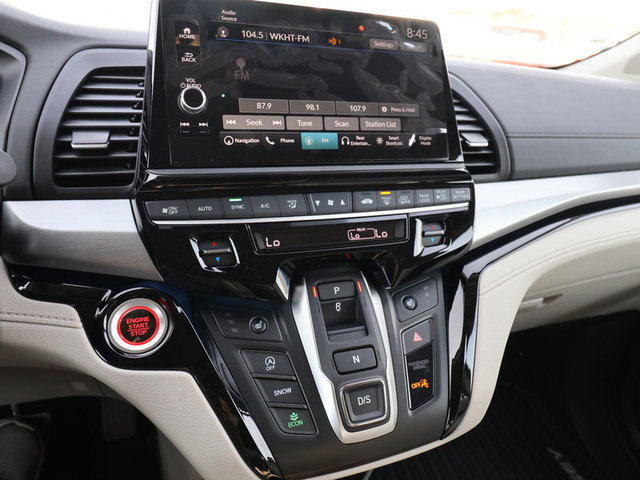2025 Honda Odyssey Touring photo