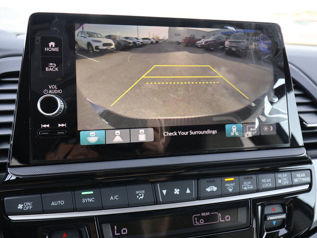 2025 Honda Odyssey Touring photo