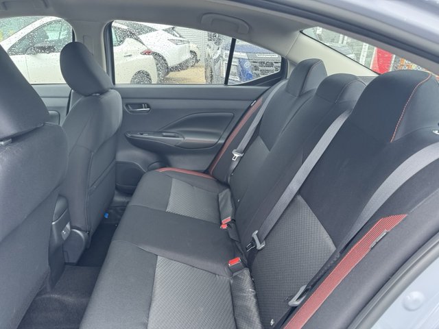 2025 Nissan Versa SR photo