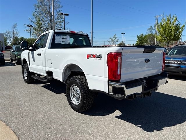 2025 Ford F-250 XL 4WD photo