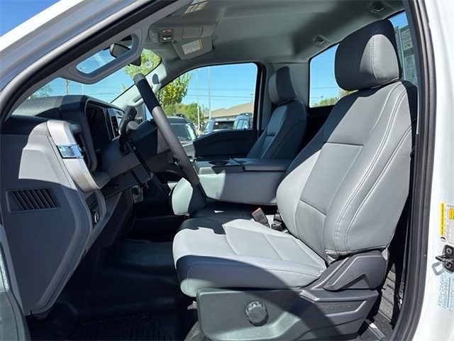 2025 Ford F-250 XL 4WD photo