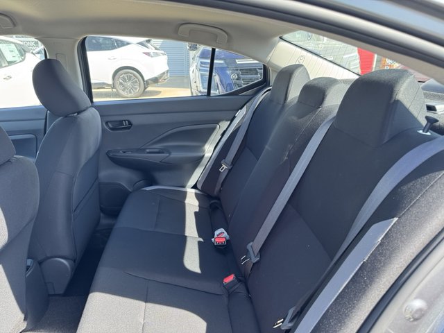 2025 Nissan Versa S photo