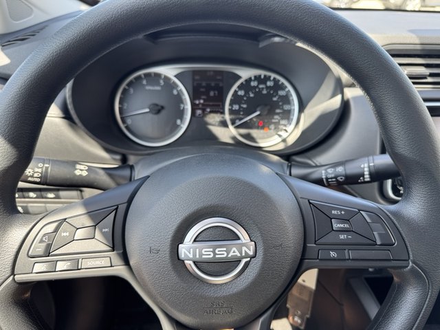 2025 Nissan Versa S photo