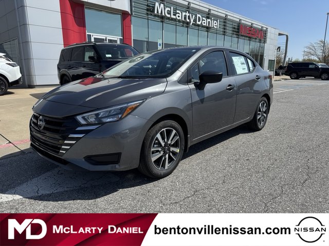 2025 Nissan Versa S photo