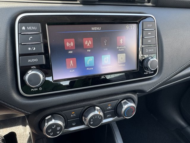 2025 Nissan Versa S photo