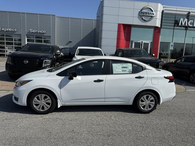 2025 Nissan Versa S photo