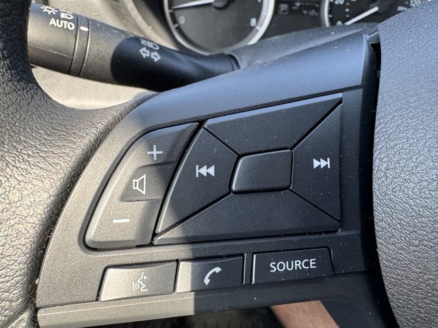 2025 Nissan Versa S photo