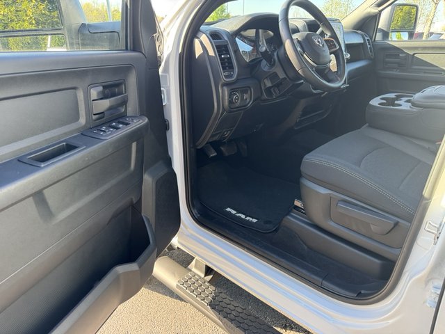2025 RAM 2500 Tradesman 4WD photo