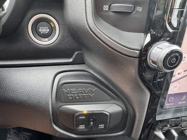 2025 RAM 2500 Tradesman 4WD photo