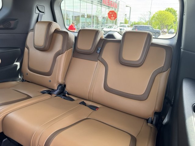 2025 Nissan Armada SL 4WD photo