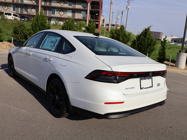 2025 Honda Accord SE photo