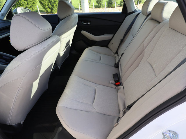 2025 Honda Accord SE photo