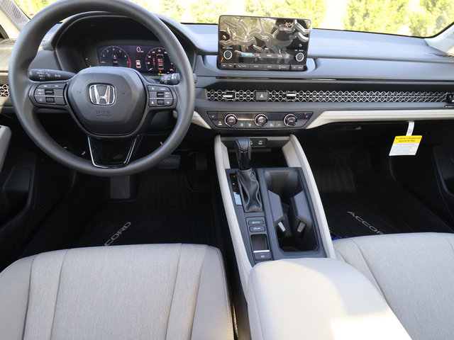 2025 Honda Accord SE photo