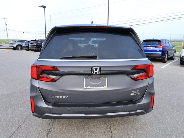 2025 Honda Odyssey Touring photo