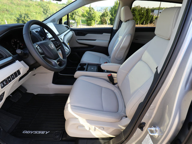 2025 Honda Odyssey EX-L photo