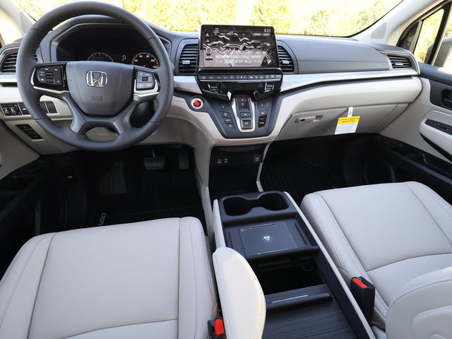2025 Honda Odyssey EX-L photo