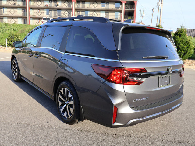 2025 Honda Odyssey EX-L photo