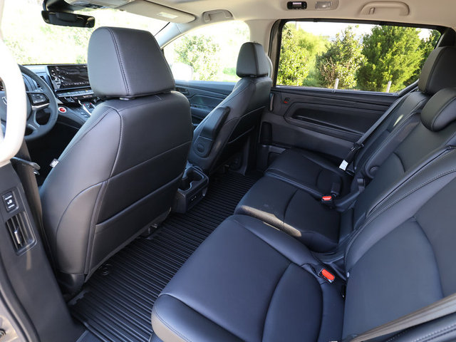 2025 Honda Odyssey EX-L photo