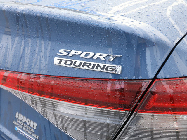 2025 Honda Civic Hybrid Sport Touring photo