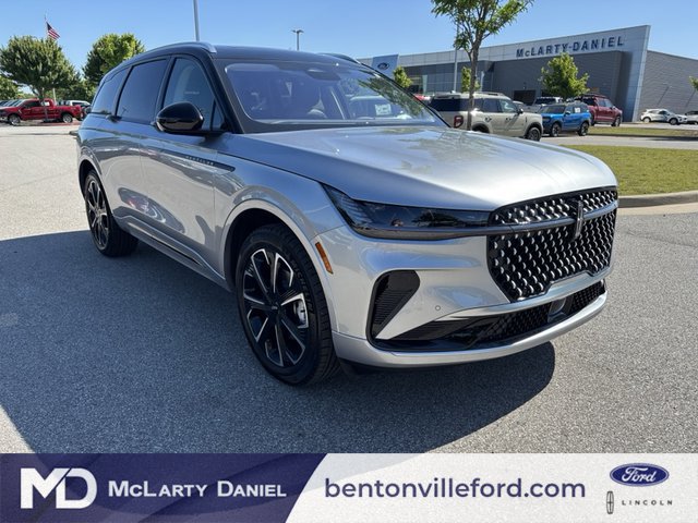 2025 Lincoln Nautilus Reserve AWD photo