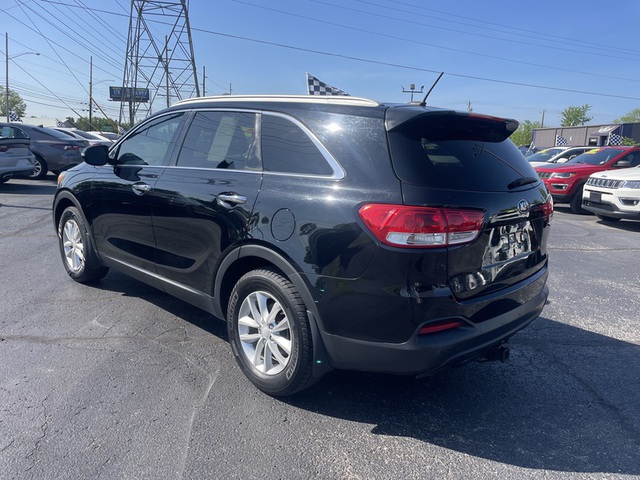2016 Kia Sorento LX FWD photo