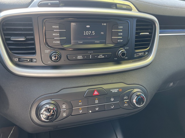 2016 Kia Sorento LX FWD photo