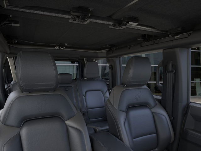 2025 Ford Bronco Outer Banks 4Dr 4WD photo