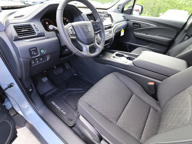 2025 Honda Ridgeline Sport AWD photo