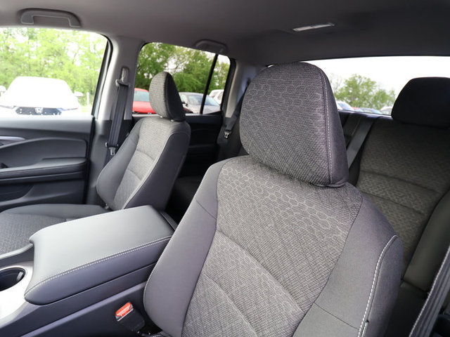 2025 Honda Ridgeline Sport AWD photo