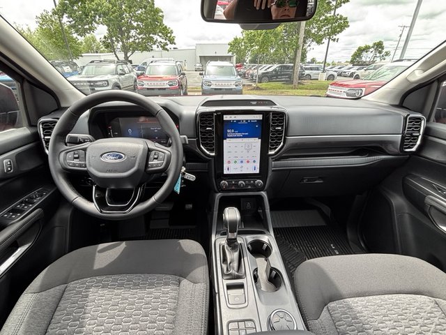 2025 Ford Ranger XLT 4WD 5ft Box photo