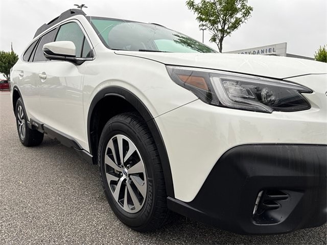 2022 Subaru Outback Premium photo