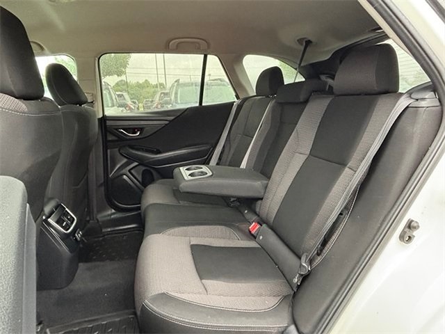 2022 Subaru Outback Premium photo