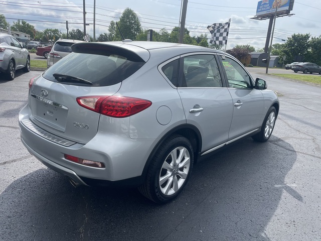 2017 Infiniti QX50 RWD photo