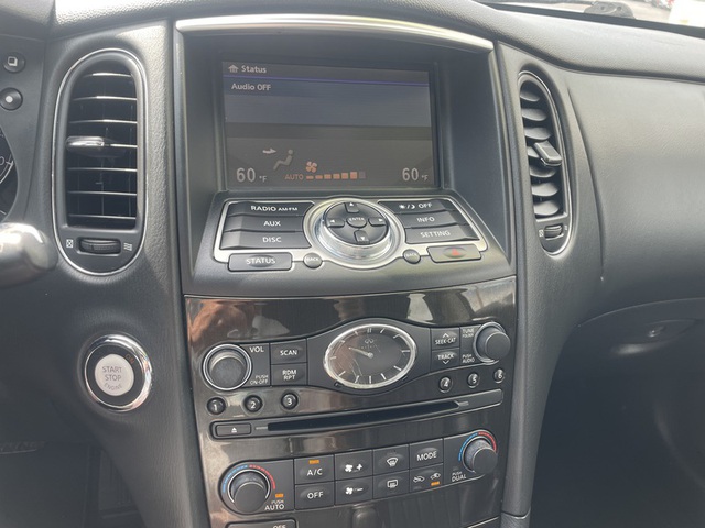 2017 Infiniti QX50 RWD photo