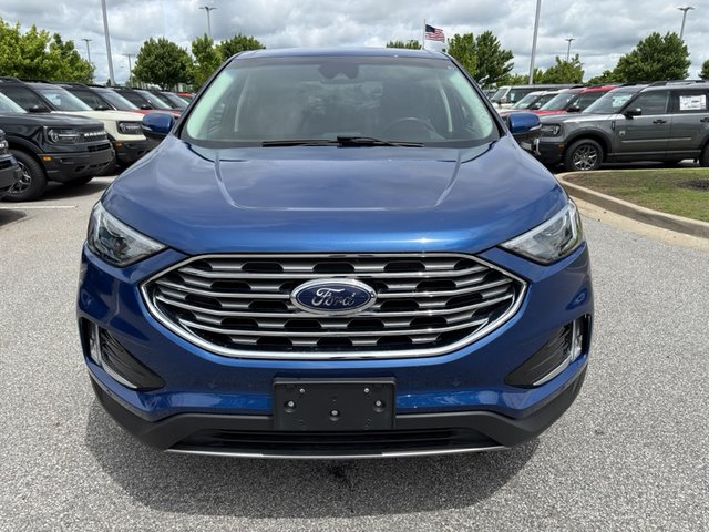 2022 Ford Edge Titanium AWD photo